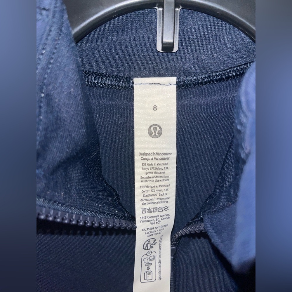 Women's lululemon Buffalo Bills Define Jacket *Luon Sz 8 True Navy Full Zip NEW - Picture 7 of 8